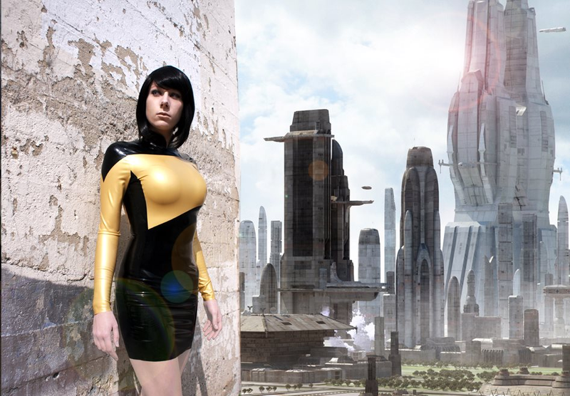 Illustration for article titled "Lady Data" cosplay photos feature a gorgeous latex Star Fleet uniform